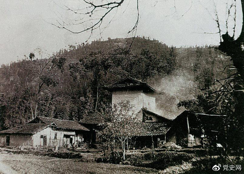 1886年12月1日，朱德出生在四川儀隴縣馬鞍場李家灣（今馬鞍鎮(zhèn)琳瑯村）。